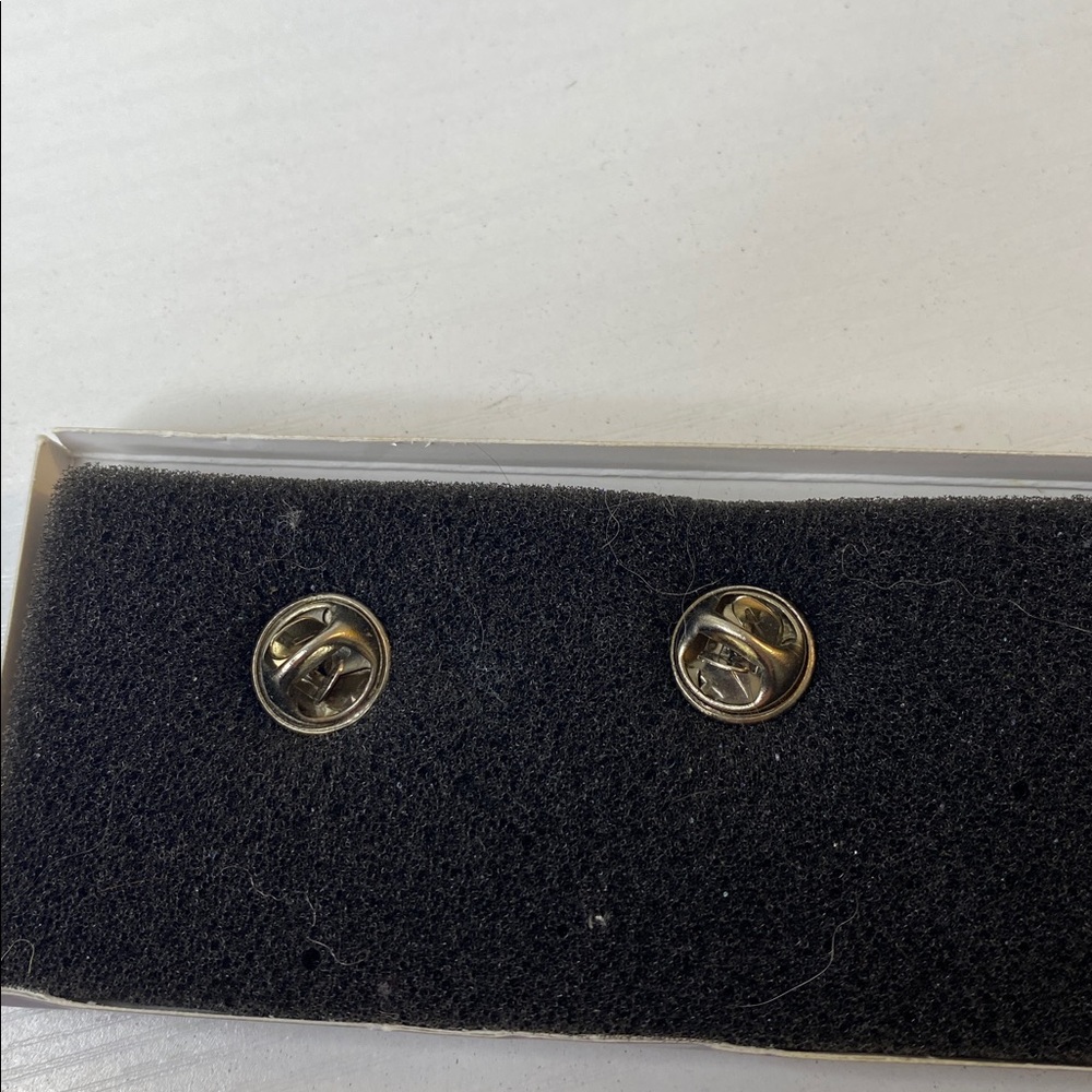 Two pins - Picture 2 of 2